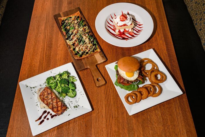 Dining 108 of 138