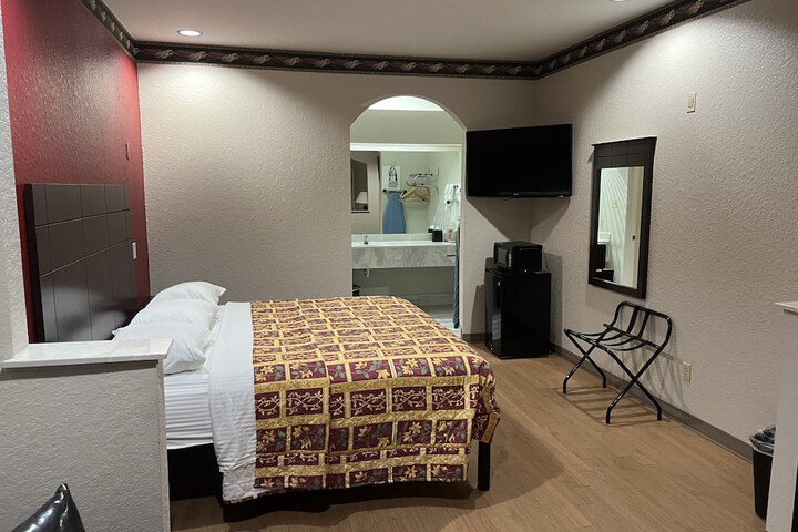 Room 20 of 30