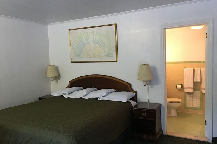 Room 41 of 111