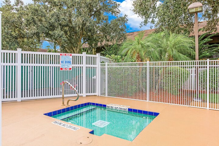 Pool 5 of 33