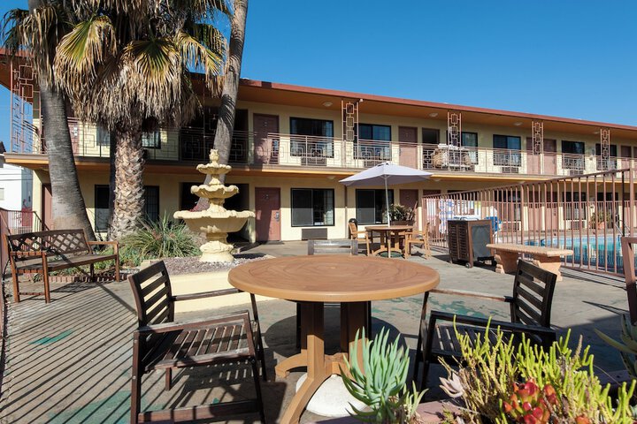 Hotel 7 of 66