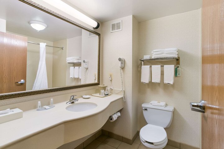 Room 16 of 21