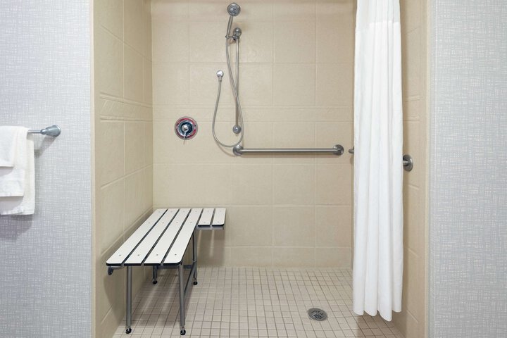 Room 15 of 51
