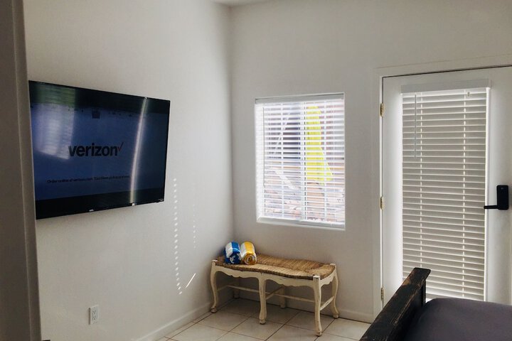 Room 83 of 132