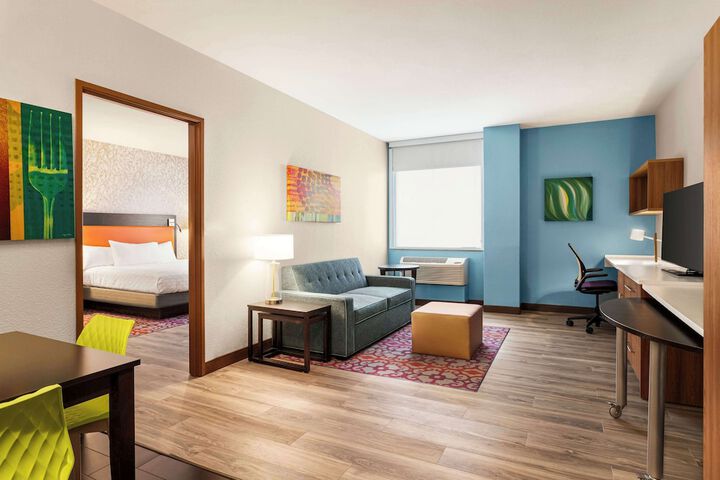 Room 46 of 68