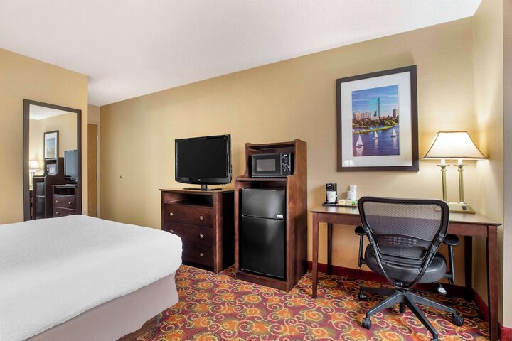 Room 34 of 48