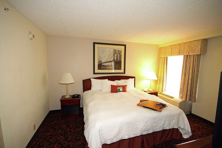 Room 16 of 47