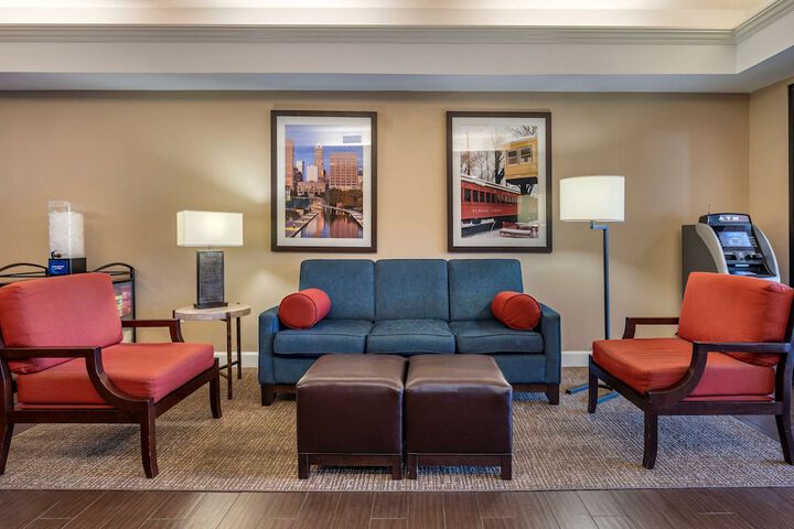 Comfort Inn & Suites Lawrenceburg