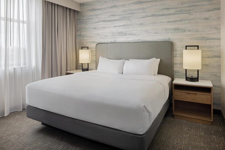 Embassy Suites by Hilton Lexington / UK Coldstream