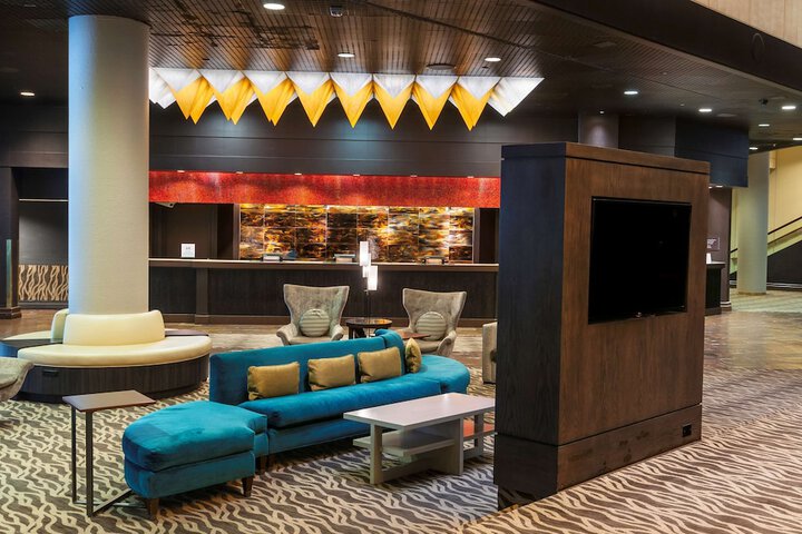 Hotel Interior 13 of 115