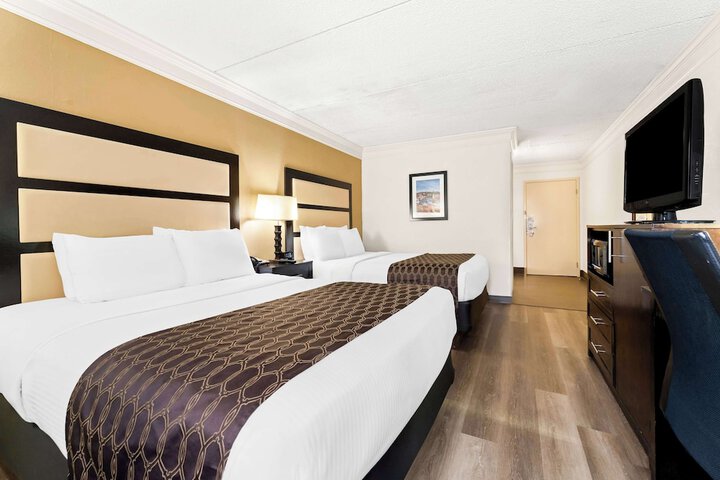 Best Western Riverside Inn