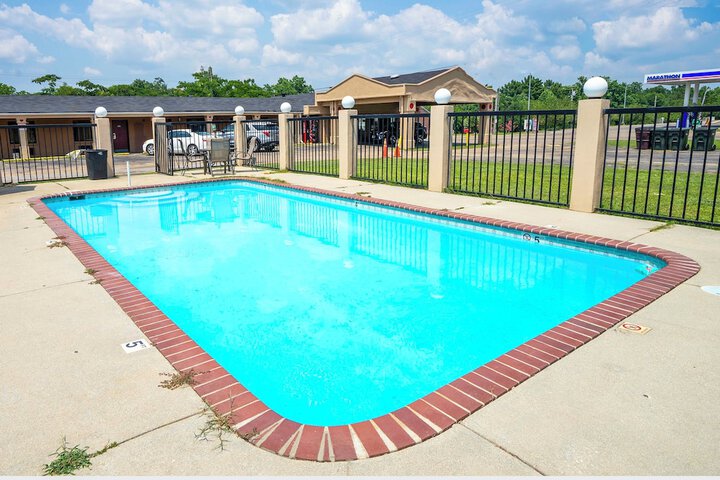 Pool 4 of 26