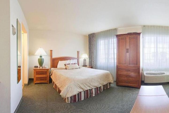 Staybridge Suites South Springfield by IHG