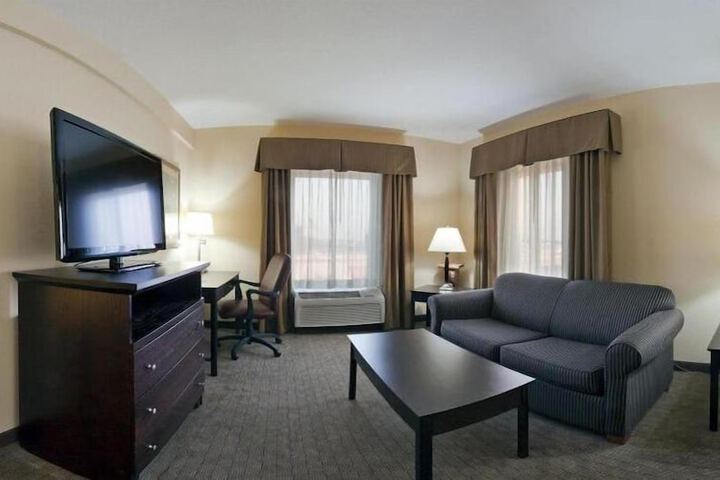 Room 18 of 51