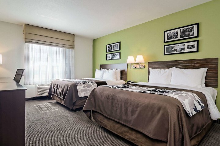 Room 19 of 35