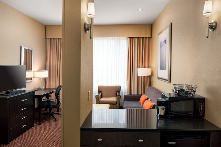Room 29 of 35