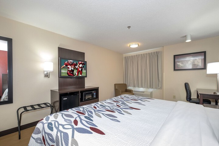 Room 12 of 24
