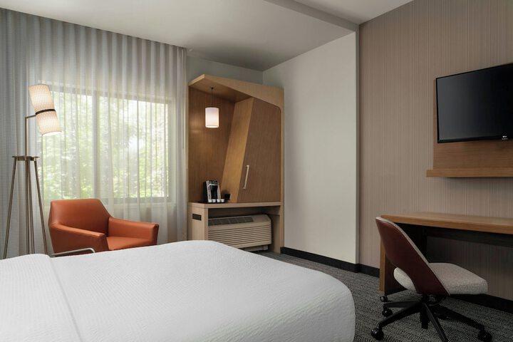 Room 19 of 41