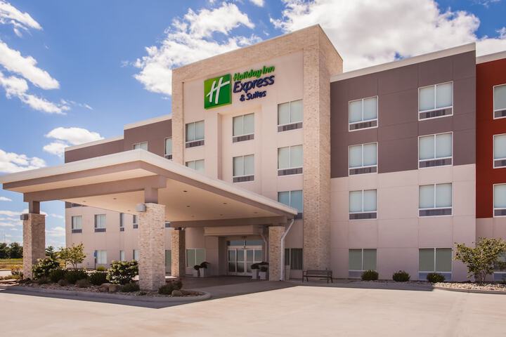 Hotel 6 of 49