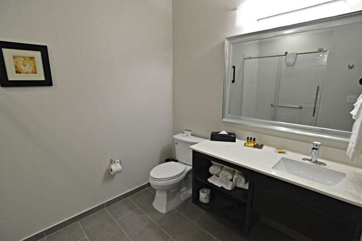 Room 33 of 42