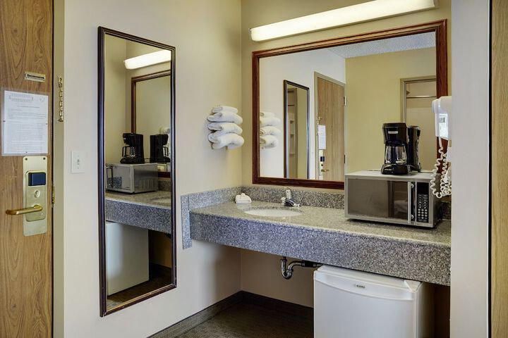 Nova Inn Kindersley