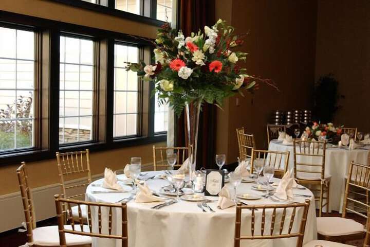 Ballroom/Hall 38 of 45