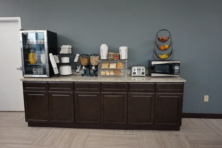 Breakfast/Coffee Service 42 of 47