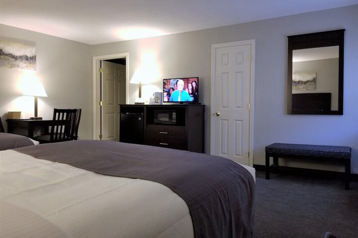 Mt Madison Inn & Suites