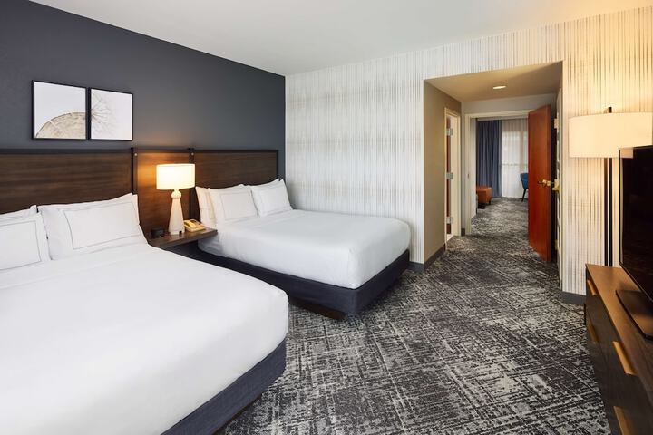 Room 42 of 65