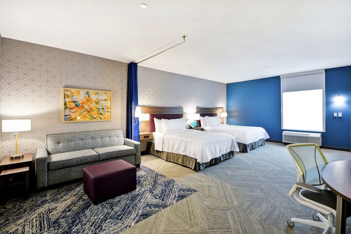 Room 28 of 46