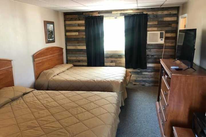 Room 11 of 20