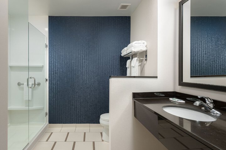 Fairfield Inn & Suites Columbia