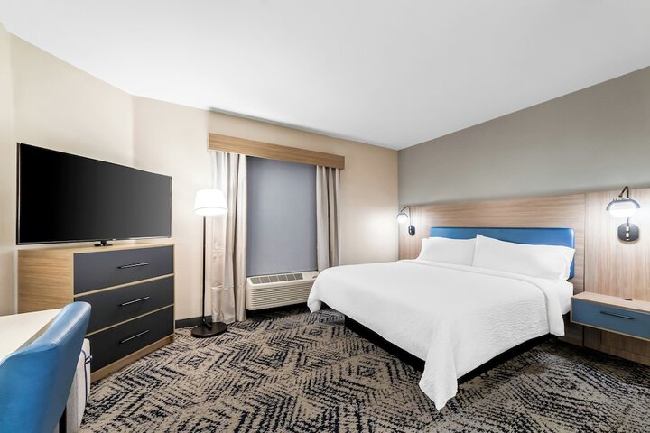Candlewood Suites VICTORIA by IHG
