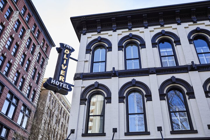 The Oliver Hotel