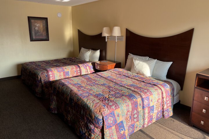 Room 256 of 443