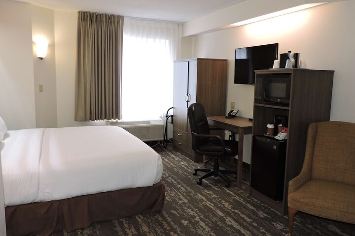 Room 17 of 31