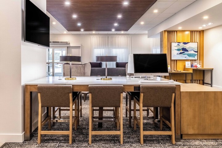 Holiday Inn Express & Suites Halifax - Dartmouth by IHG
