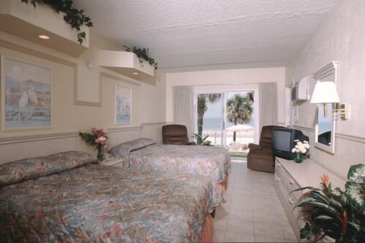 Room 14 of 24