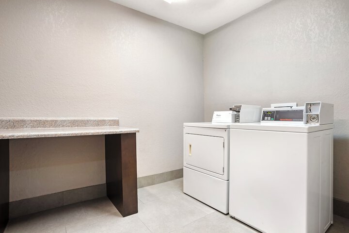 Comfort Inn & Suites Slidell - New Orleans Area