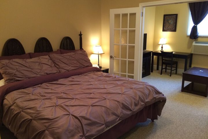 Room 54 of 74