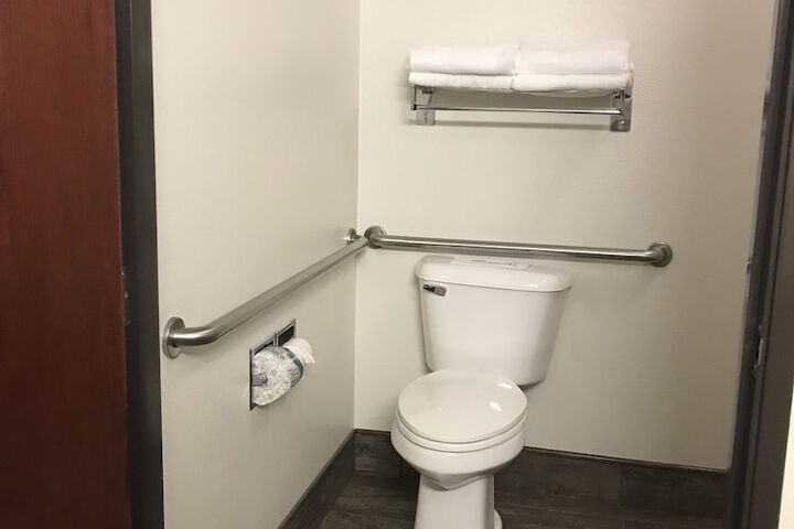 Room 15 of 36