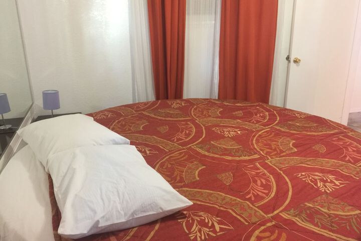 Room 28 of 38