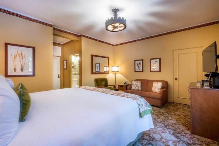 The Ahwahnee