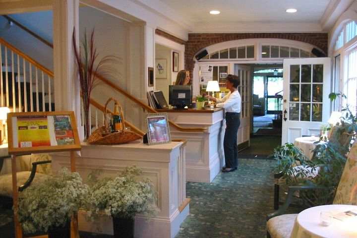 Hotel Interior 10 of 16