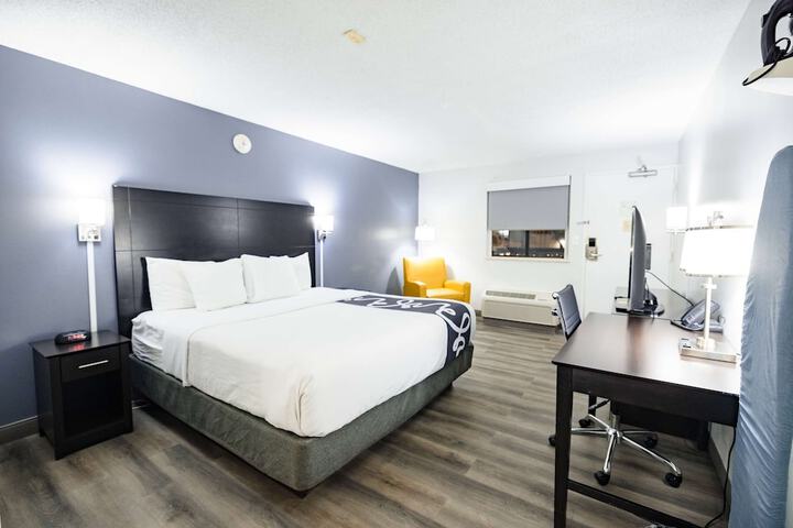 Room 21 of 56