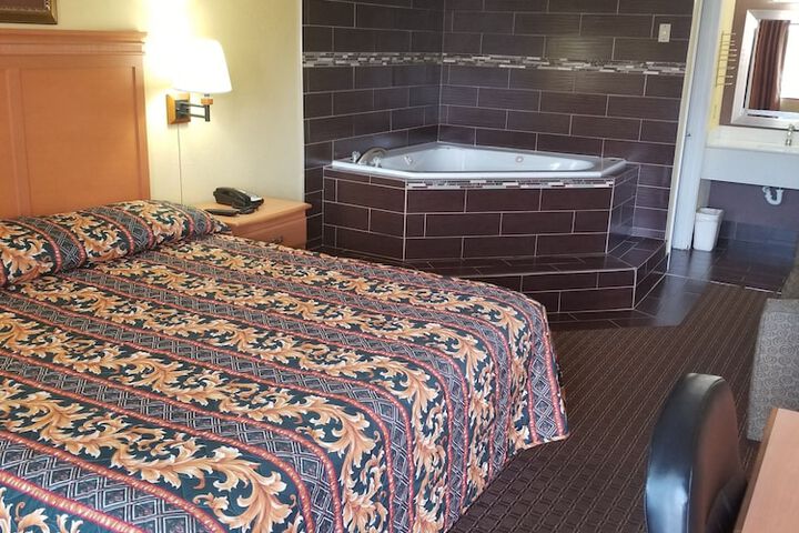 Room 16 of 17