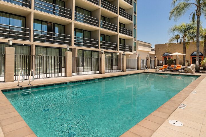 Pool 7 of 35