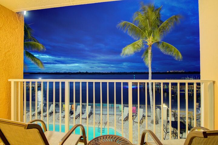 Hotel View 104 of 116
