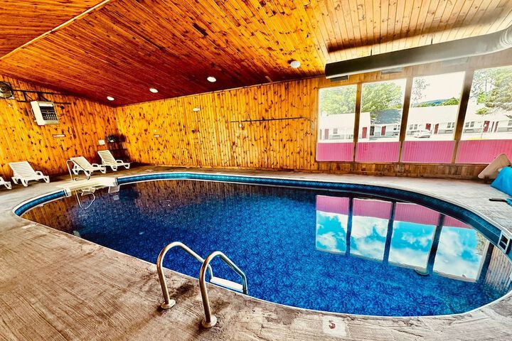 Pool 25 of 65