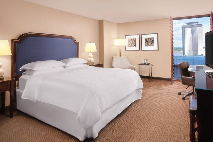 Room 42 of 95